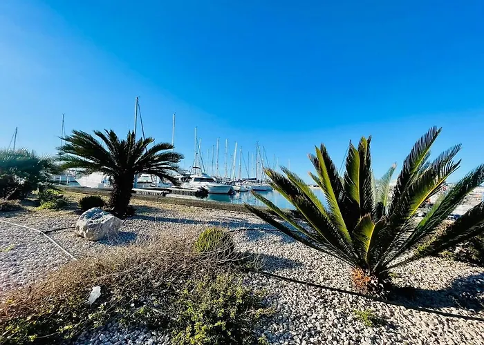 4 Soleil - Mezzanine Wifi Clim Parking Agde